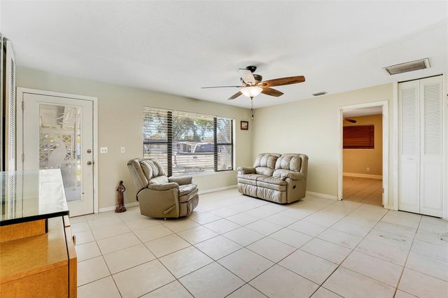 2424 1st Place, Vero Beach, FL 32962