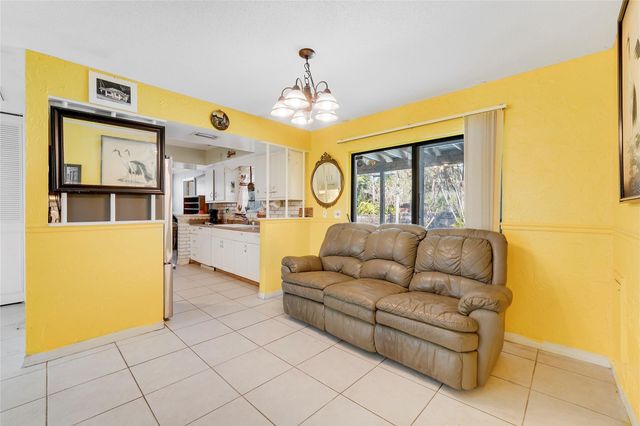 2424 1st Place, Vero Beach, FL 32962