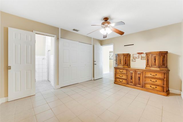 2424 1st Place, Vero Beach, FL 32962