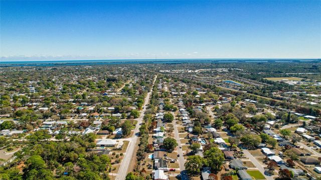 2424 1st Place, Vero Beach, FL 32962