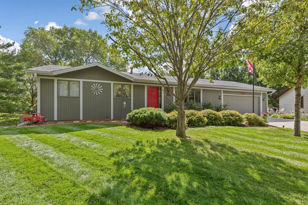 1819 Truman Court, Northfield, MN 55057