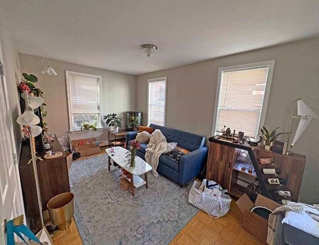 68 Gore St, Cambridge, MA 02141