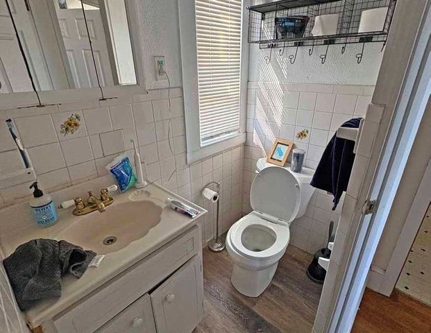 68 Gore St, Cambridge, MA 02141