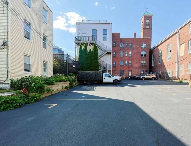 68 Gore St, Cambridge, MA 02141