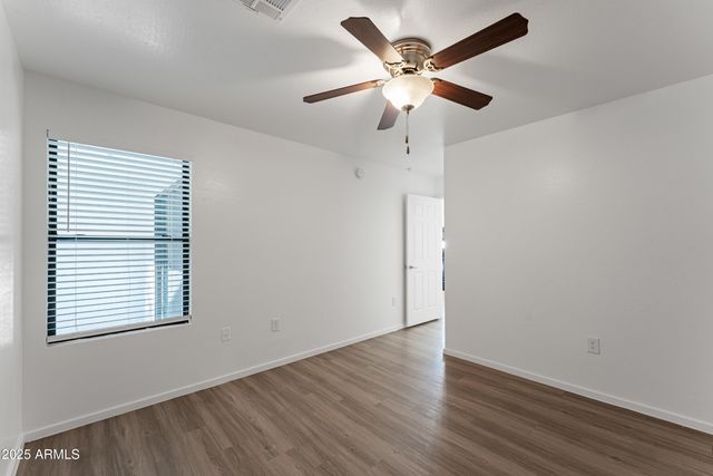 3065 N 67th Avenue Apt 221, Phoenix, AZ 85033