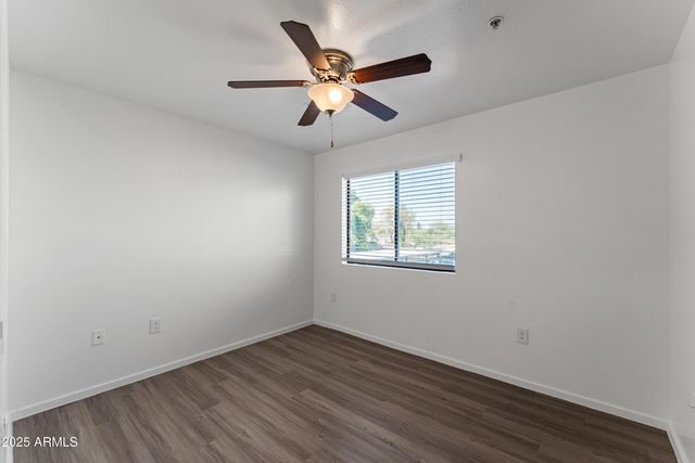 3065 N 67th Avenue Apt 221, Phoenix, AZ 85033