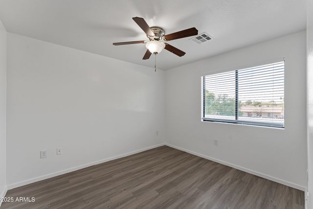 3065 N 67th Avenue Apt 221, Phoenix, AZ 85033
