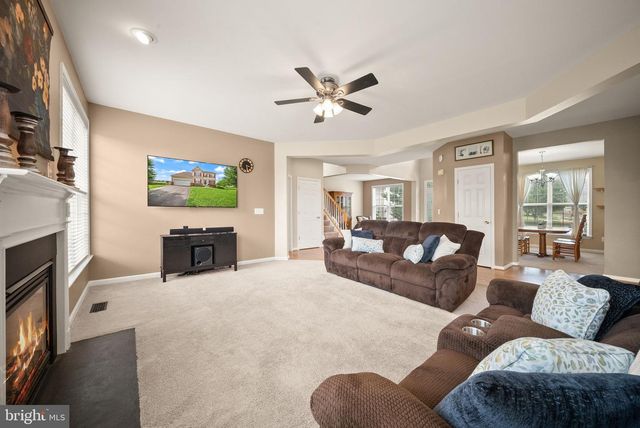 16 LITTEN CT, Berryville, VA 22611