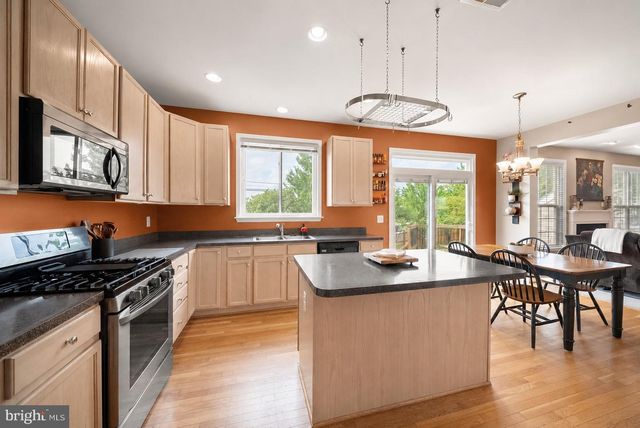 16 LITTEN CT, Berryville, VA 22611