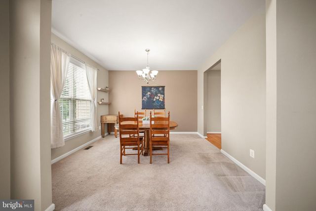16 LITTEN CT, Berryville, VA 22611