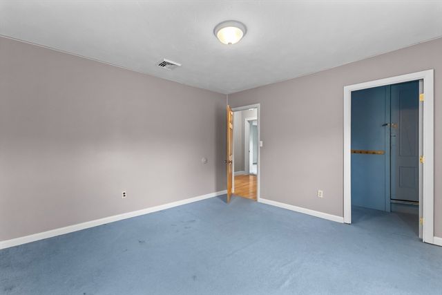236 South, Warren, MA 01083