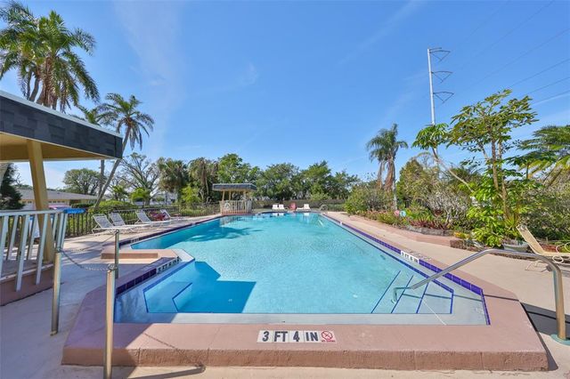 8940 PARK BOULEVARD 8940A, Seminole, FL 33777