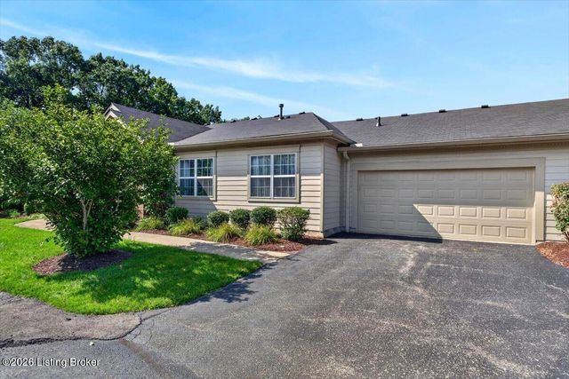 1411 Amberlin Ln, Louisville, KY 40245
