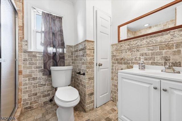 409 Tryon Ave, Englewood City, NJ 07631