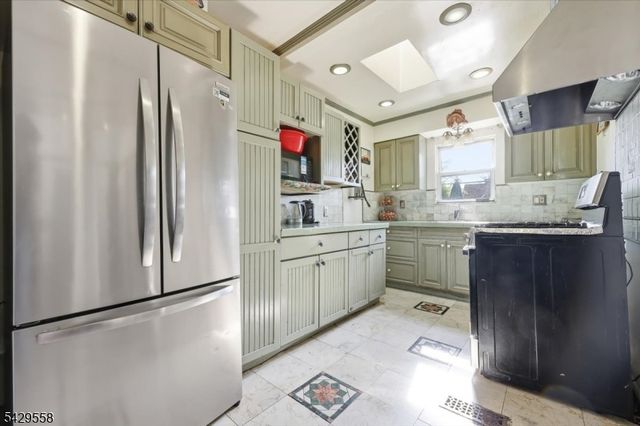 409 Tryon Ave, Englewood City, NJ 07631