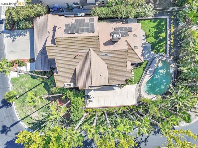 565 Mcintosh Ter, Brentwood, CA 94513