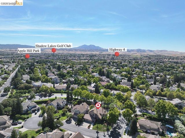565 Mcintosh Ter, Brentwood, CA 94513