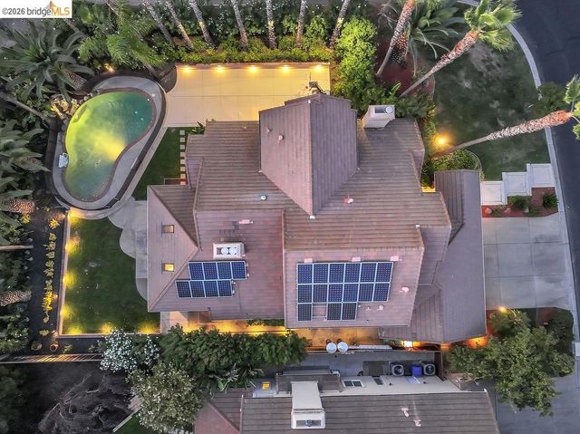 565 Mcintosh Ter, Brentwood, CA 94513