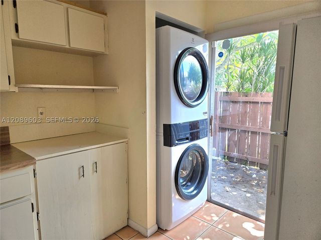 842 Banks 842, Coconut Creek, FL 33063