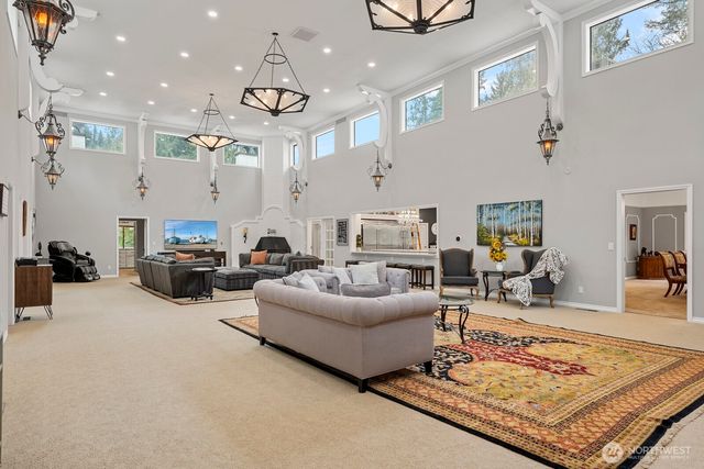 35525 SE 49th Street, Fall City, WA 98024