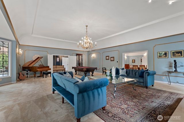 35525 SE 49th Street, Fall City, WA 98024