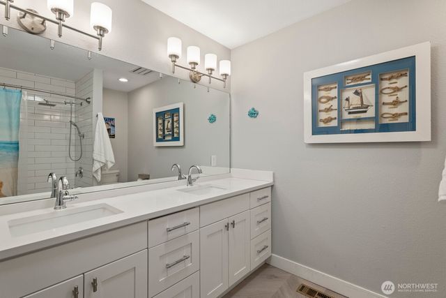 35525 SE 49th Street, Fall City, WA 98024