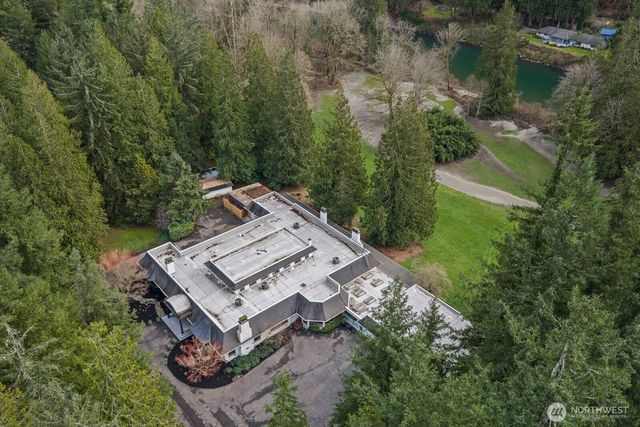 35525 SE 49th Street, Fall City, WA 98024