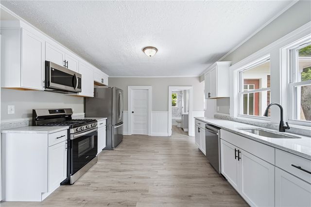 430 Cumberland Hill Road, Woonsocket, RI 02895