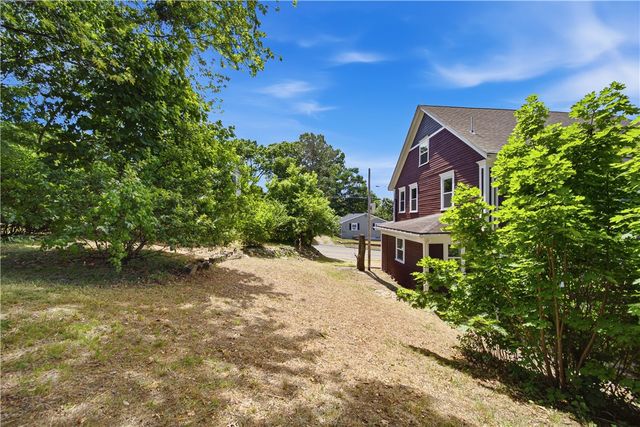 430 Cumberland Hill Road, Woonsocket, RI 02895