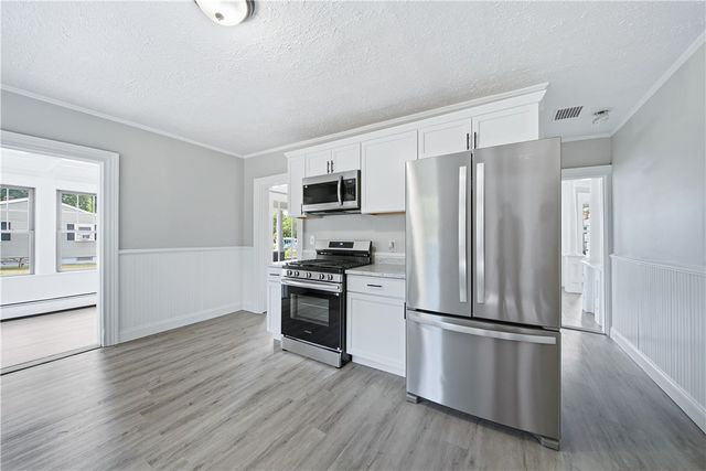 430 Cumberland Hill Road, Woonsocket, RI 02895
