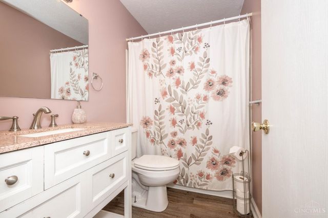 5984 Meadowcreek Drive, Miami Twp, OH 45150