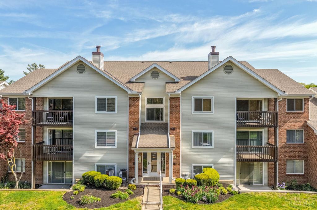 5984 Meadowcreek Drive, Miami Twp, OH 45150