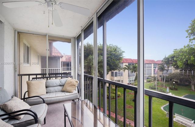 750 SE 6th Avenue 322, Deerfield Beach, FL 33441