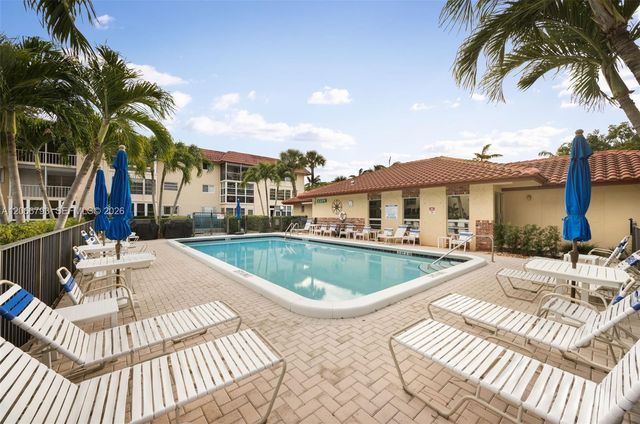 750 SE 6th Avenue 322, Deerfield Beach, FL 33441
