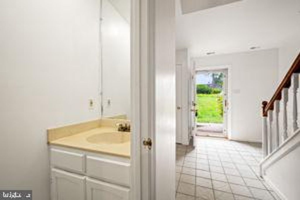 132 PINECREST DR #, KING OF PRUSSIA, PA 19406 — photo 3