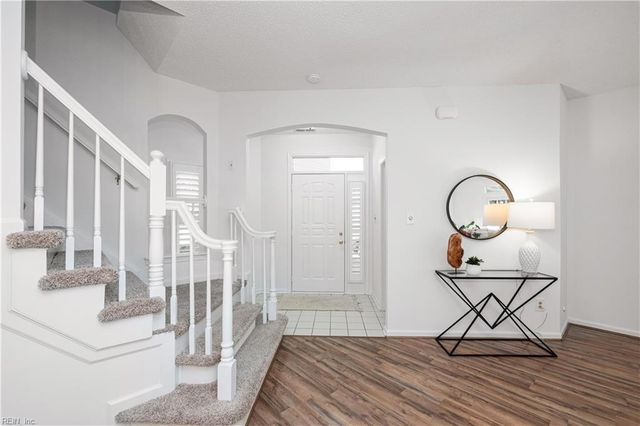 909 Royal Cove WAY, Virginia Beach, VA 23454