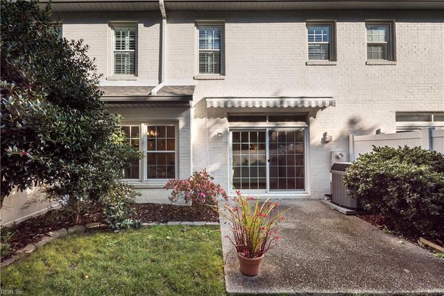 909 Royal Cove WAY, Virginia Beach, VA 23454