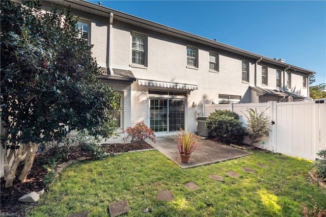 909 Royal Cove WAY, Virginia Beach, VA 23454