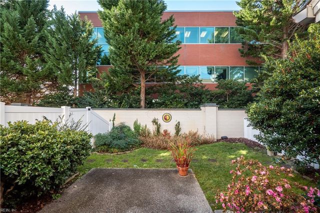 909 Royal Cove WAY, Virginia Beach, VA 23454