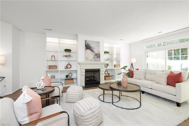 909 Royal Cove WAY, Virginia Beach, VA 23454