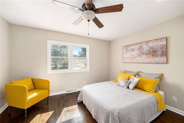 722 S Central Street, Olathe, KS 66061