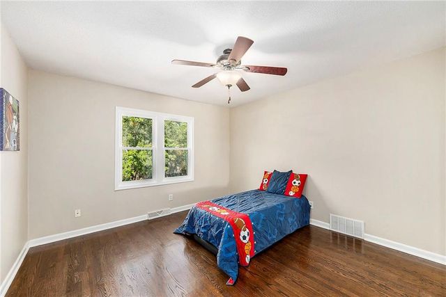 722 S Central Street, Olathe, KS 66061