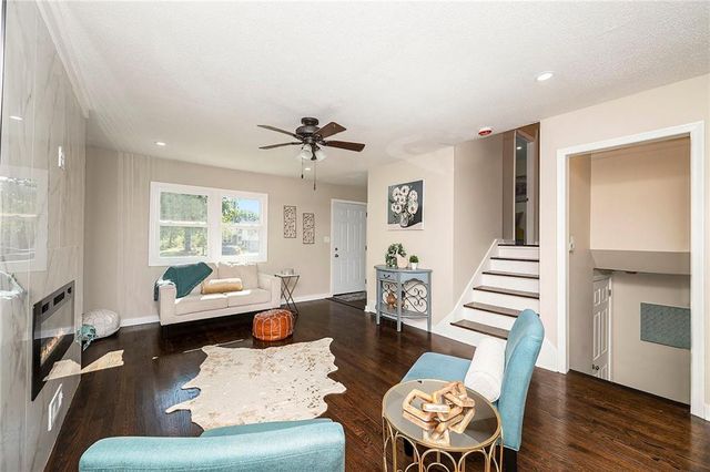 722 S Central Street, Olathe, KS 66061