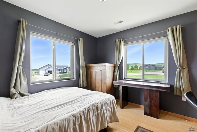 2670 WILDHORSE DR, Rapid City, SD 57703