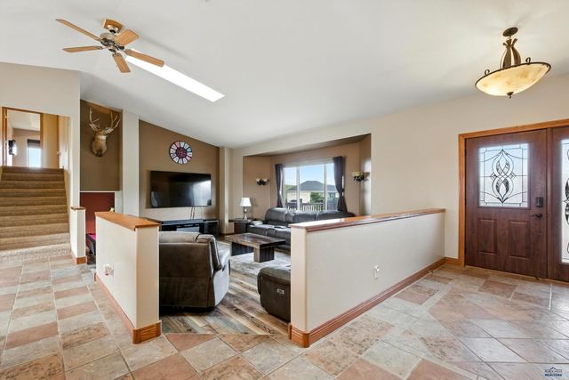 2670 WILDHORSE DR, Rapid City, SD 57703