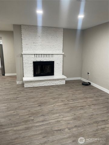 308 & 310 N 12th Avenue, Pasco, WA 99301