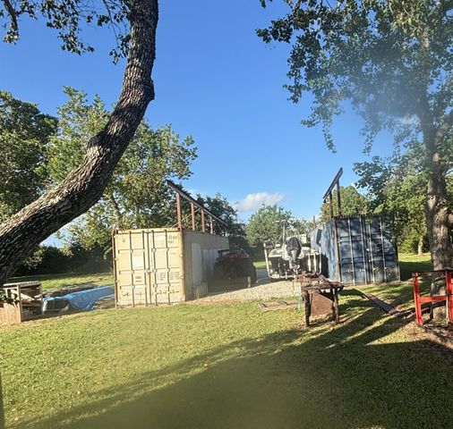 7823 Highland Road, Santa Fe, TX 77517
