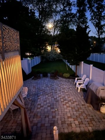 52 Madison St, Morristown Town, NJ 07960