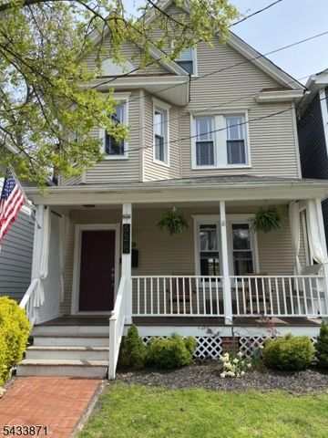 52 Madison St, Morristown Town, NJ 07960