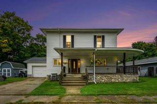 110 S 2nd Street, Lawrence, MI 49064